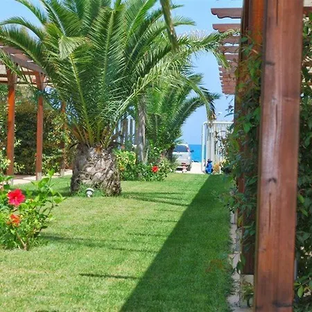 Hotel Baia Di Trainiti Vibo Valentia