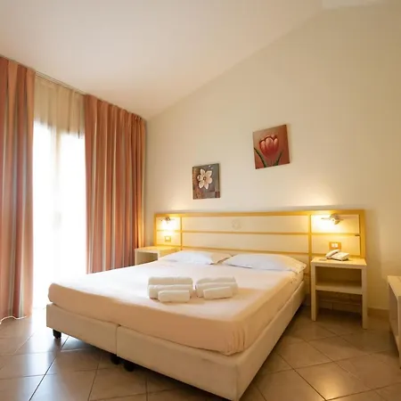Baia Di Trainiti Hotel
