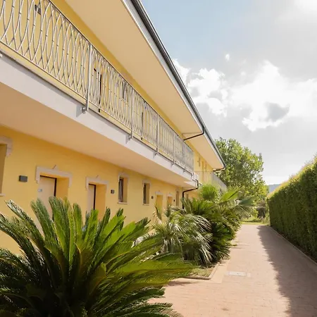 Hotel Baia Di Trainiti Vibo Valentia