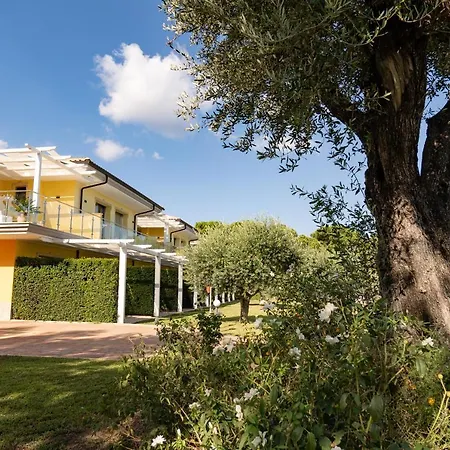 Baia Di Trainiti Hotel
