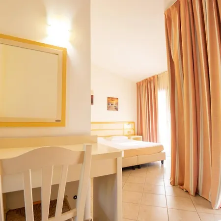 拜亚迪特拉尼缇酒店 维博瓦伦蒂亚