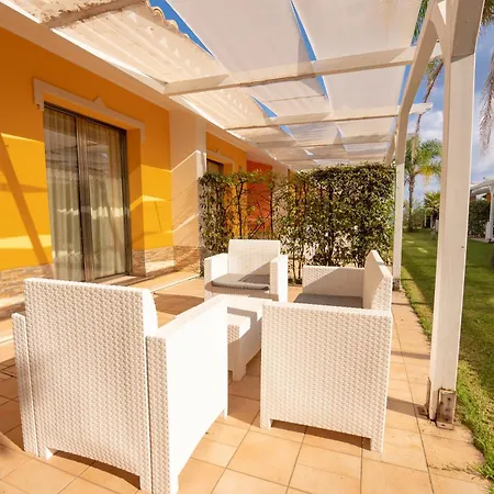 Hotel Baia Di Trainiti Vibo Valentia