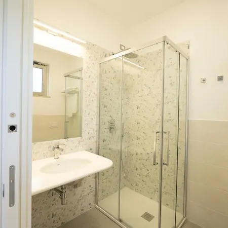 Hotel Baia Di Trainiti 3*