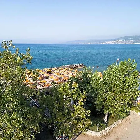 Отель Baia Di Trainiti 3*