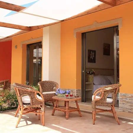 Otel Baia Di Trainiti