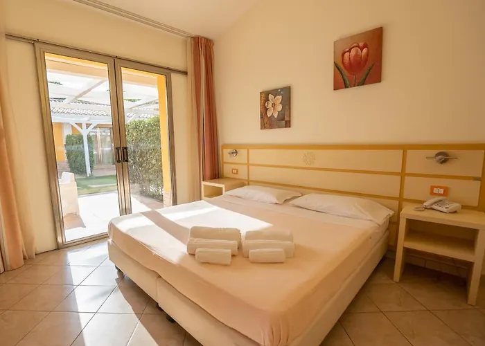 Otel Baia Di Trainiti