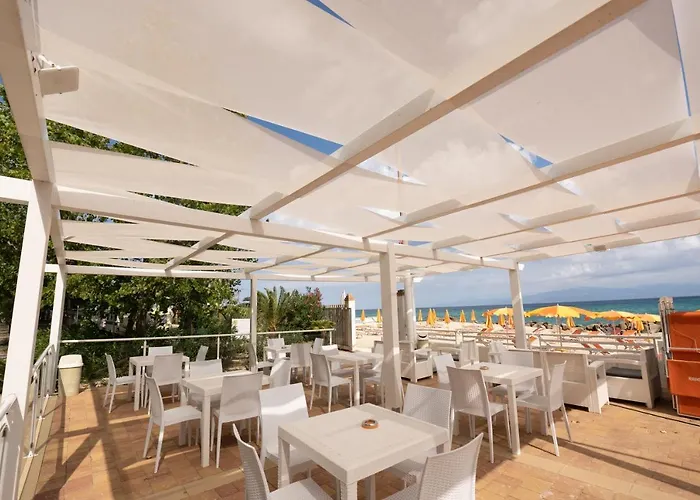 Otel Baia Di Trainiti 3*