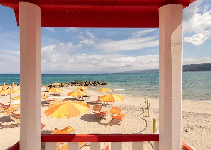 拜亚迪特拉尼缇酒店