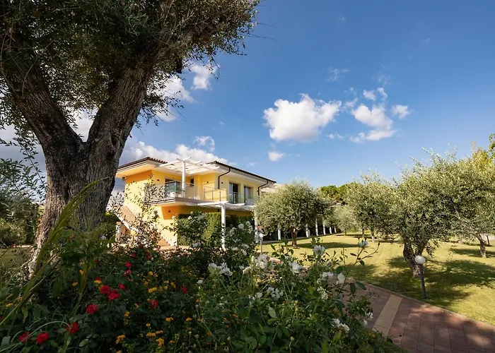 Otel Baia Di Trainiti 3*