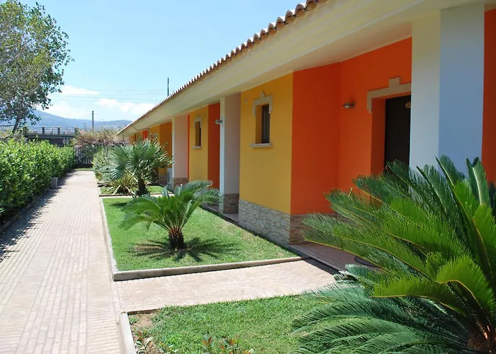 拜亚迪特拉尼缇酒店 维博瓦伦蒂亚