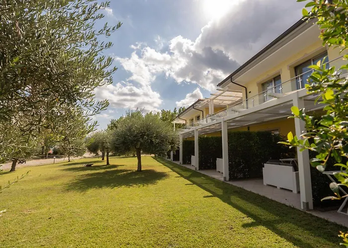 Otel Baia Di Trainiti