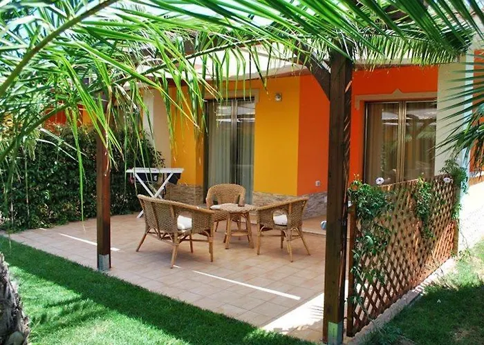 酒店 拜亚迪特拉尼缇酒店 3*