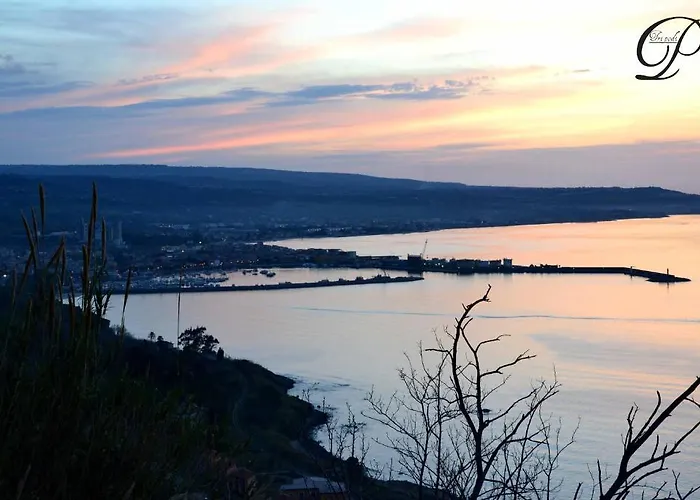 拜亚迪特拉尼缇酒店 酒店 3*